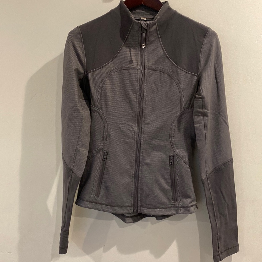 Lululemon Forme Jacket - Picture 3 of 9